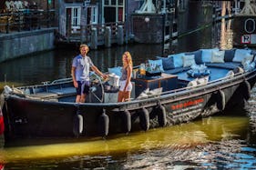 30-35 persons: 'Oceans Canal Boat' in Amsterdam, Netherlands (100% electric)