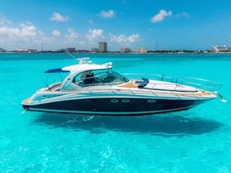 Luxury Yacht 45` Sea Ray in Cancun, Mexico