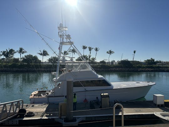 Pesca, visitas turísticas, puestas de sol y más en un lujoso yate privado para ti