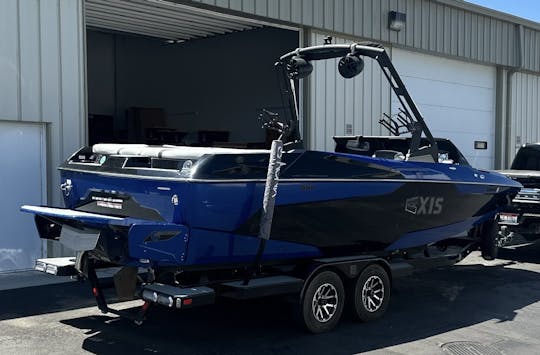 ローウェル湖のラッキーピークにある2021 Axis A24-集荷または配達可能