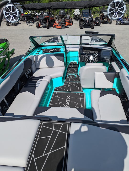 Captained Wakesurf Boat for Cruise/Surf/Swimming at Beaver Lake