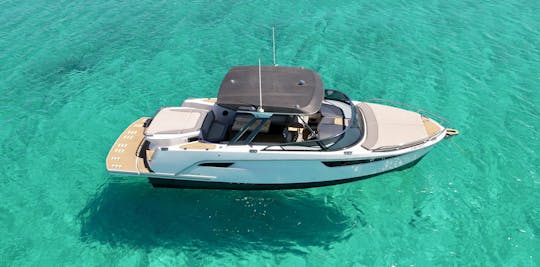 Descubra Ibiza e Formentera no Alfastreet Marine 28 Yacht!