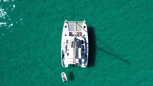 Spacieux Lagoon 450F pour les charters de Sea of Cortez à La Paz