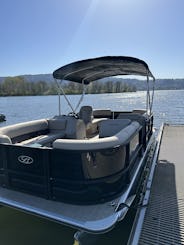 Sail in a 2023 Bentley! 8p Pontoon, South Lake Union, Seattle, WA