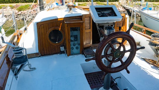 SAILING BOAT for your excursion at the Pacific in PV