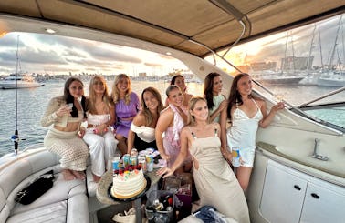 Maxum Luxury yacht trip + professional photo set onboard