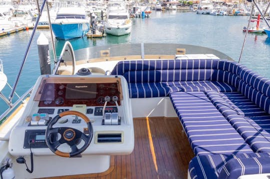 Sunseeker Manhattan a 65 pés em Cabo San Lucas, México!