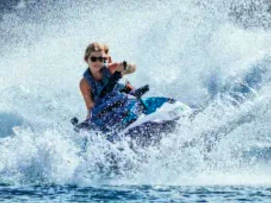 Sea-Doo GTX Jetski -  ride the waves and style! This Waverunner is for you!