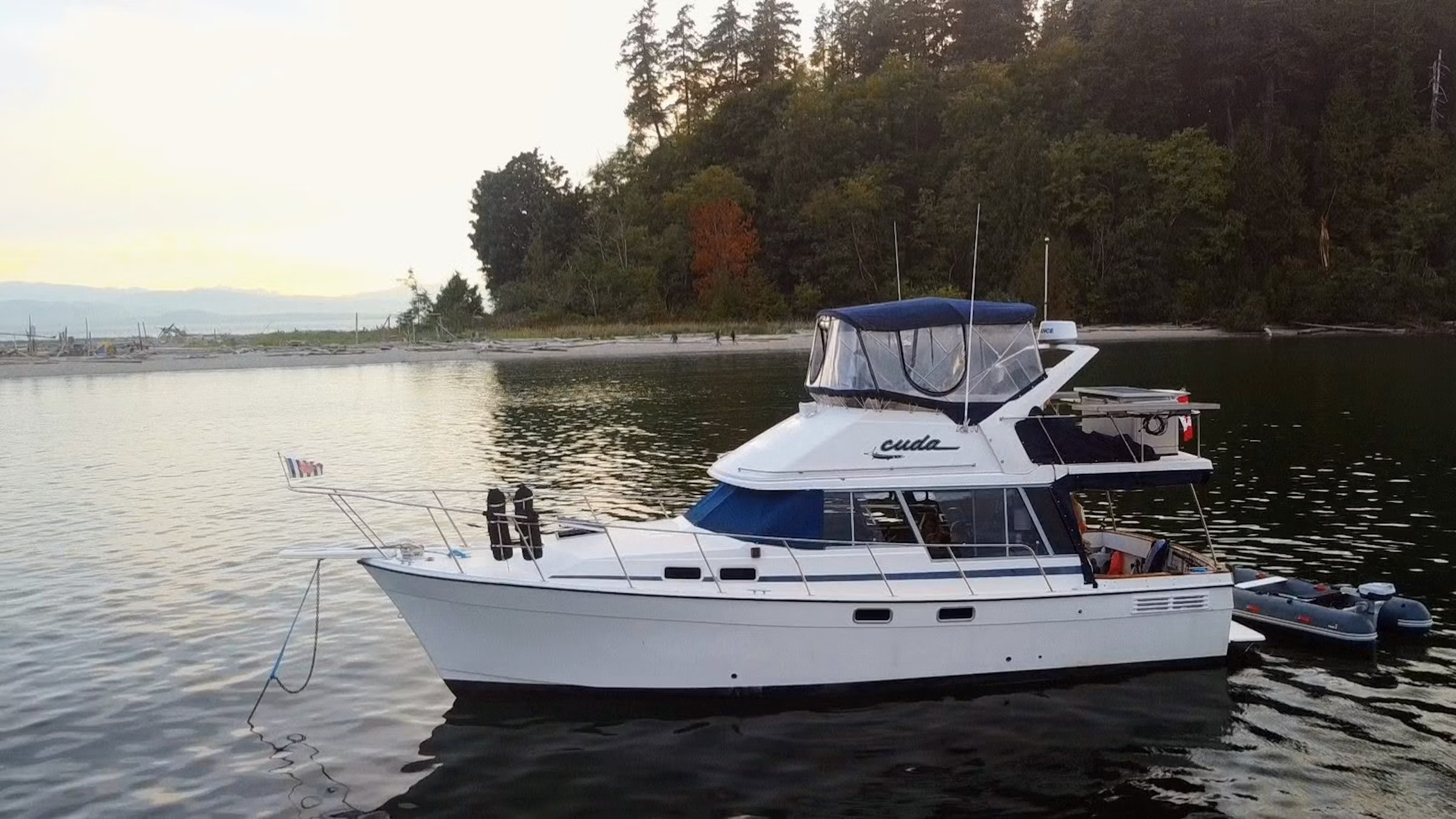 32' Bareboat Charter on the Sunshine Coast | GetMyBoat