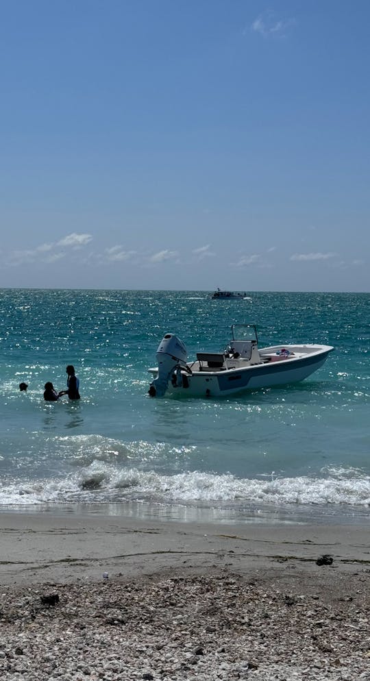 “Aluguel de barcos em St. Pete e Anna Maria — Pesca e diversão em família”