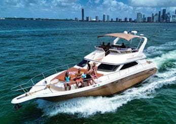 50' Flybridge - Até $100 de desconto* + Fotos e vídeos de drones GRATUITOS!