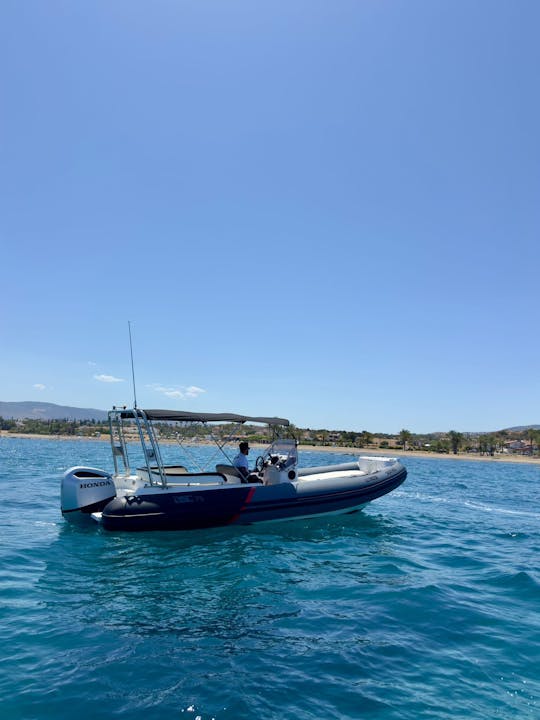 Louez un Skiathos Rib pour 12 personnes