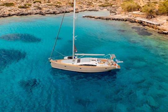 Luxury Multi Day Skippered Charters on TREATON (53 ft, A/C) /Heraklion, Crete