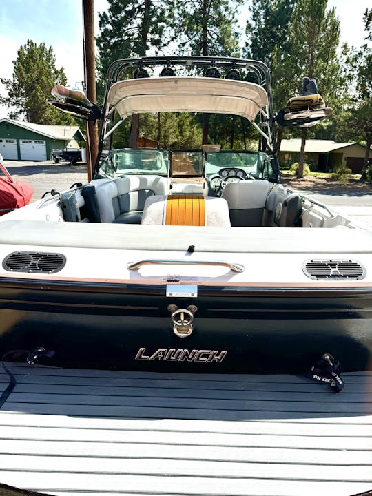 Supra Wakeboard Boat in Bend