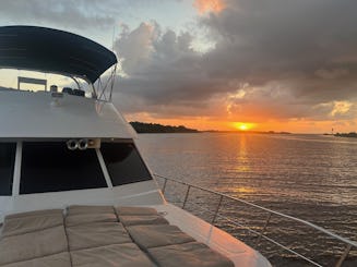 Luxury 60' Yacht Charter - Experience the Gulf Coast from a New Perspective