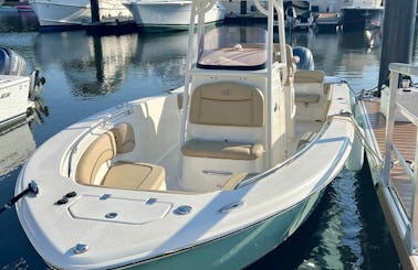 2019 25' Twin Engine Center Console - Perfect for Sandbar or Fishing!