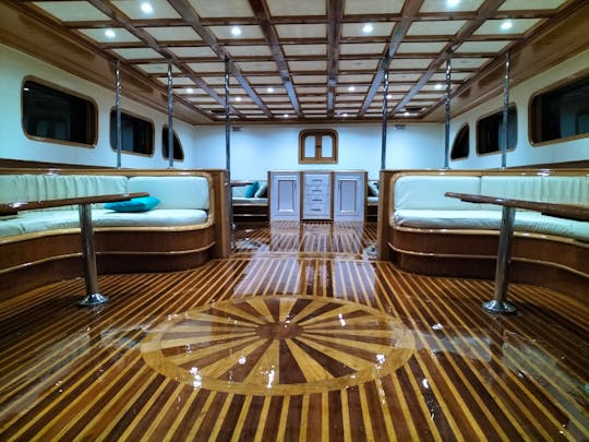 Utopia Star Spacious Yacht In Hurgada, Red Sea