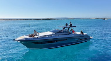 50ft Daytona BF Motor Yacht Rental in Eivissa, Illes Balears