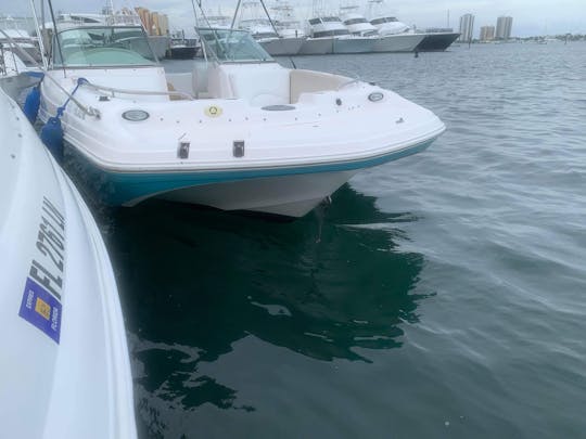 18' Hurricane Deck Boat