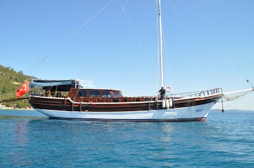 Daily Cruise Gulet For Families & Groups (25 Guests) In Bodrum 