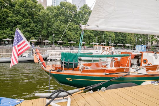 Classic sailboat in the heart of NYC.