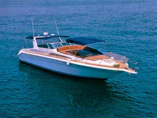 Luxury Sea Ray 44ft Motor Yacht for the perfect day!