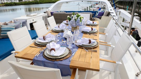 "Magic Moment" Yacht Charter in Tampa, FL