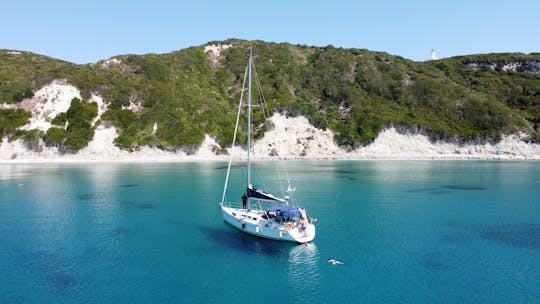 Excursions quotidiennes à la voile à Gallipoli avec le magnifique voilier Sun Odyssey 43