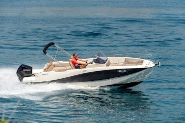 Alugue esta lancha Quicksilver 755 Activ Open em Trogir