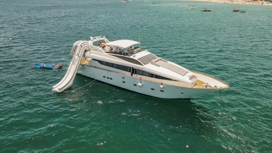 ¡Alquiler de megayates de lujo de 97 pies en Cabo San Lucas!