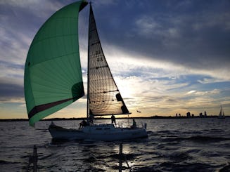 Sunset C&C Sailboat cruise outside of NYC: the beauty of Long Island!