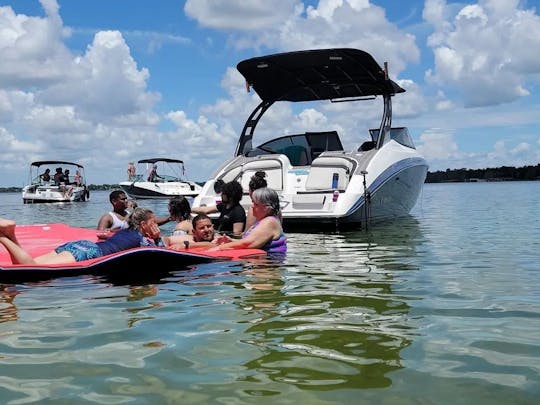 2018 Yamaha 242 Charter Kissimmee,Clearwater,silver glen.