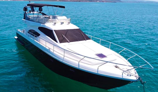Deluxe 53 ft Yacht Tour of the Bays of Huatulco