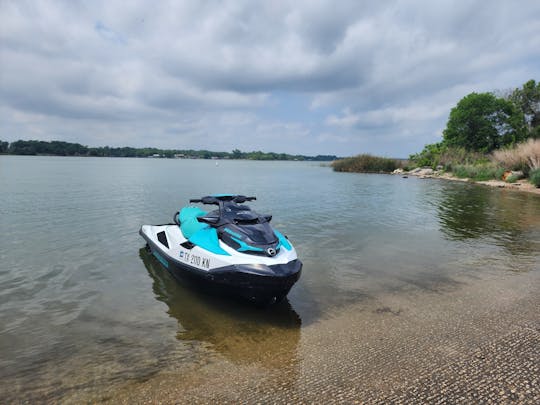 2022年のシードゥー GTX プロ 130 iBRをイーグルマウンテンレイクでレンタル中!!