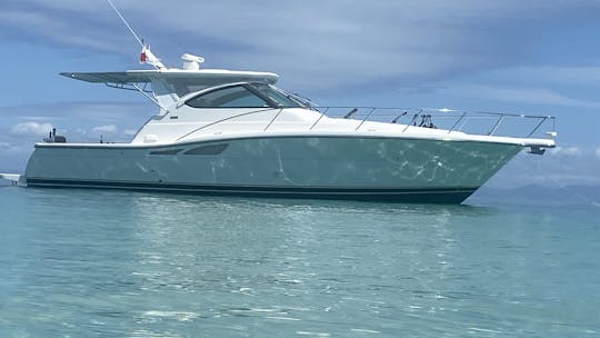 Luxury 45ft Tiara Motor Yacht in Panama, Panama