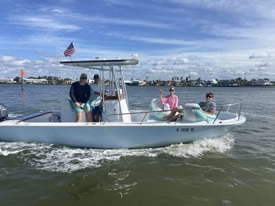 Captained or Bareboat 22' Boston Whaler Boat! Get on the water today!