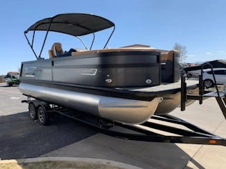 Pontoon Boat ~ Viaggio Diamante 23S Rental in Loveland, Colorado