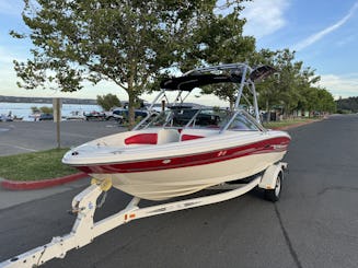 19ft Sea Ray Ski Boat For Rent with all the essentials