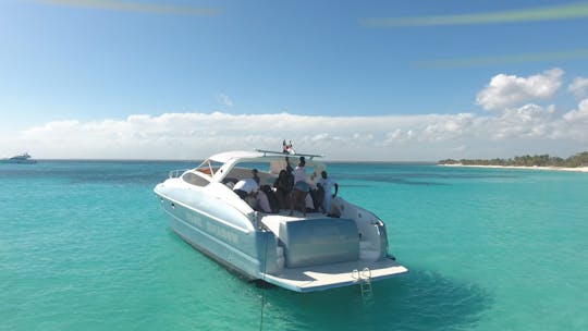 🏆 Excursion privée à l'île de Saona et à la piscine naturelle dans ce yacht de luxe de 50 pieds