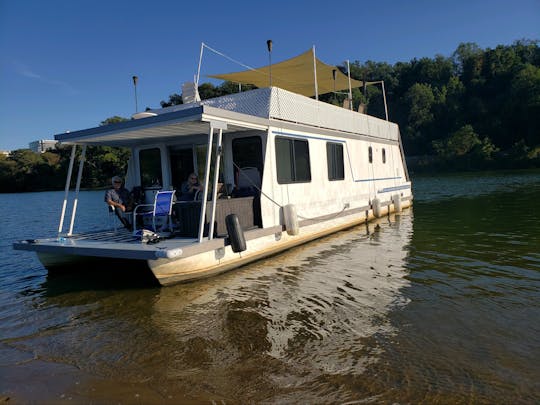 Party on a 42ft Power Catamaran in Washington, D.C. for up to 15 People