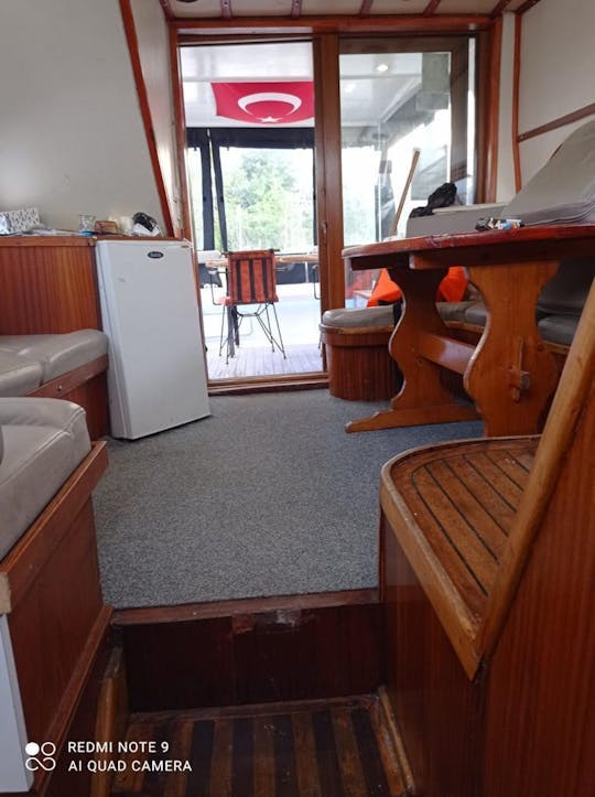 Antalya: alquiler de yate privado con capitán/comida incluida