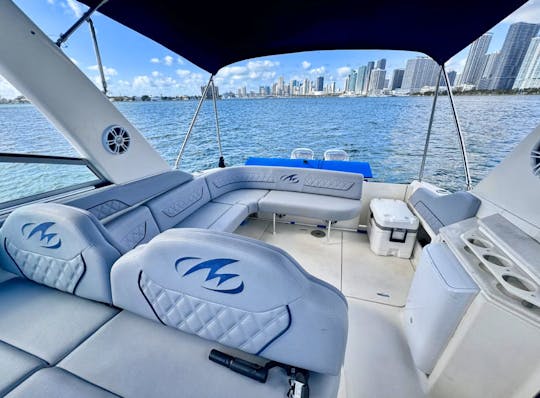 Yate Monterey de 37 pies en Miami