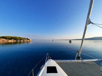 Catamarã à vela Fountaine Pajot ASTREA 42 em Alimos, Izmir, Grécia