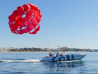 Lancha rápida para deportes acuáticos: disfruta del mar