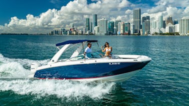 Gorgeous 27’ Regal Yacht in Miami Beach 