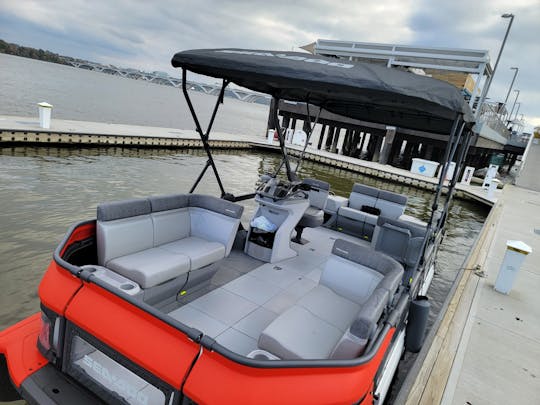Not Your Average Pontoon: Seadoo Switch Cruise 21'