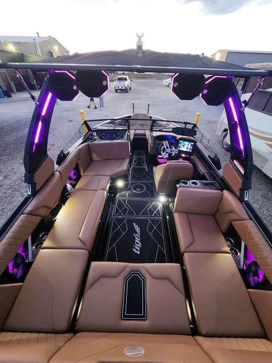 NOVO Wakeboat de luxo Tigè Z3 2024 em Flower Mound, Texas 