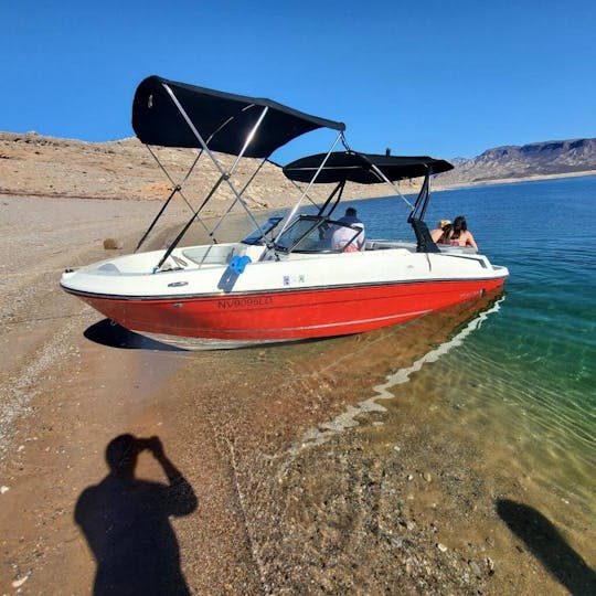 Boat rental on Lake Mead near Las Vegas! You party and let me do the driving! 