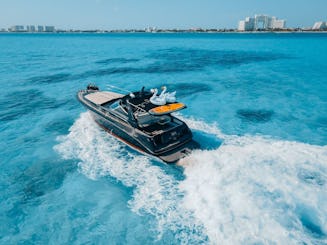 Gorgeous 45ft Sea Ray Sundancer Black Boat in Cancún