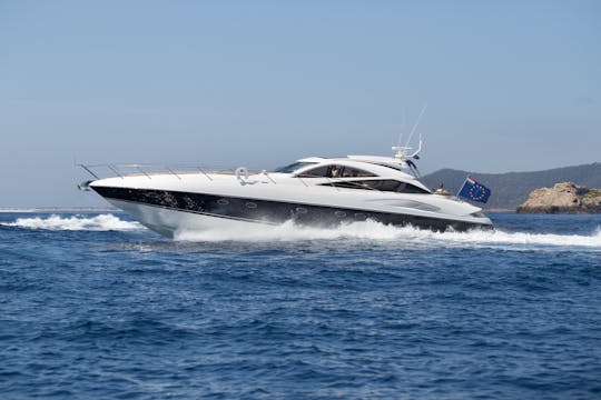 Sunseeker Predator 68 " Tranquility III" in Ibiza: dynamism and refinement.